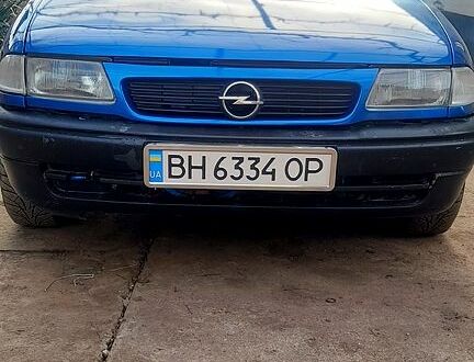 Опель Астра 1993 у Любашевке на Automoto.ua Синій Опель Астра, об'ємом двигуна 1.6 л та пробігом 300 тис. км за 2500 $, фото 1 на Automoto.ua