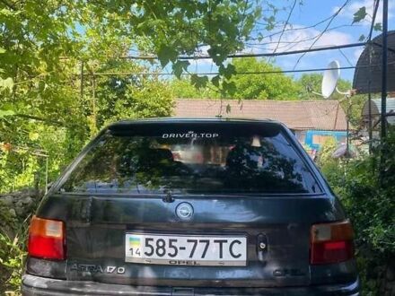Синий Опель Астра, объемом двигателя 1.7 л и пробегом 350 тыс. км за 700 $, фото 1 на Automoto.ua