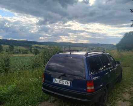 Синій Опель Астра, об'ємом двигуна 2 л та пробігом 201 тис. км за 1454 $, фото 1 на Automoto.ua