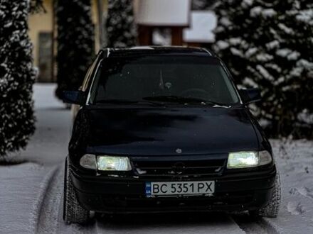 Синий Опель Астра, объемом двигателя 1.4 л и пробегом 190 тыс. км за 1200 $, фото 1 на Automoto.ua