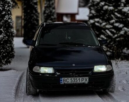 Синій Опель Астра, об'ємом двигуна 1.4 л та пробігом 190 тис. км за 1200 $, фото 1 на Automoto.ua