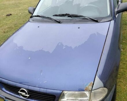 Синий Опель Астра, объемом двигателя 1.7 л и пробегом 377 тыс. км за 1350 $, фото 1 на Automoto.ua