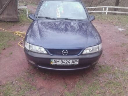 Синий Опель Астра, объемом двигателя 1.6 л и пробегом 350 тыс. км за 2600 $, фото 1 на Automoto.ua