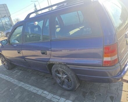 Синий Опель Астра, объемом двигателя 0 л и пробегом 230 тыс. км за 1498 $, фото 1 на Automoto.ua