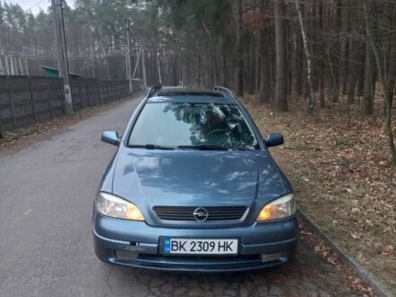 Синий Опель Астра, объемом двигателя 1.6 л и пробегом 301 тыс. км за 1200 $, фото 1 на Automoto.ua