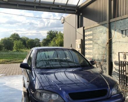 Синий Опель Астра, объемом двигателя 1.6 л и пробегом 384 тыс. км за 1500 $, фото 1 на Automoto.ua