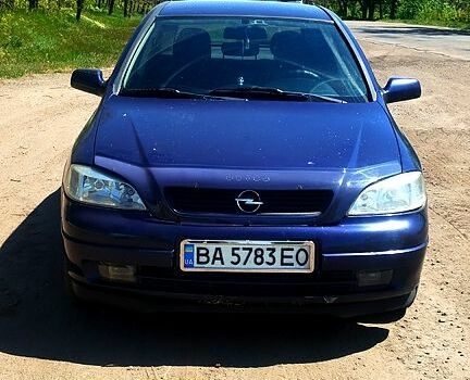 Синий Опель Астра, объемом двигателя 1.4 л и пробегом 241 тыс. км за 1850 $, фото 1 на Automoto.ua