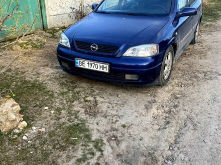Синій Опель Астра, об'ємом двигуна 2 л та пробігом 300 тис. км за 2899 $, фото 1 на Automoto.ua