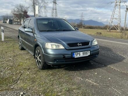 Синий Опель Астра, объемом двигателя 6 л и пробегом 235 тыс. км за 1600 $, фото 1 на Automoto.ua