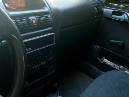 Опель Астра 2000 у Константиновке на Automoto.ua Синій Опель Астра, об'ємом двигуна 20 л та пробігом 0 тис. км за 2200 $, фото 1 на Automoto.ua