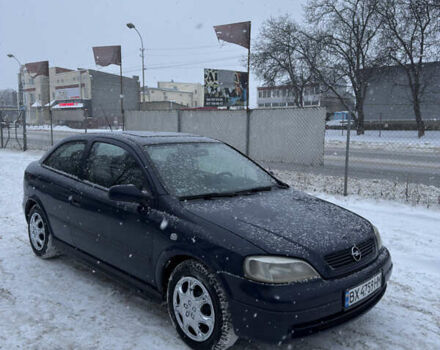 Синий Опель Астра, объемом двигателя 1.69 л и пробегом 320 тыс. км за 2200 $, фото 1 на Automoto.ua
