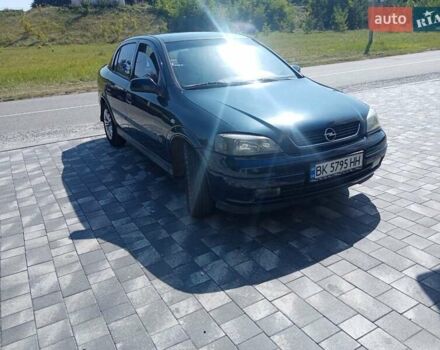 Синий Опель Астра, объемом двигателя 2.2 л и пробегом 299 тыс. км за 2650 $, фото 1 на Automoto.ua