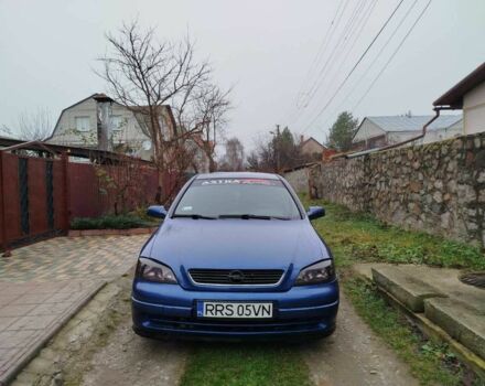 Синий Опель Астра, объемом двигателя 1.7 л и пробегом 380 тыс. км за 1800 $, фото 1 на Automoto.ua