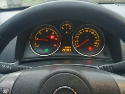 Синий Опель Астра, объемом двигателя 1.91 л и пробегом 297 тыс. км за 4200 $, фото 1 на Automoto.ua