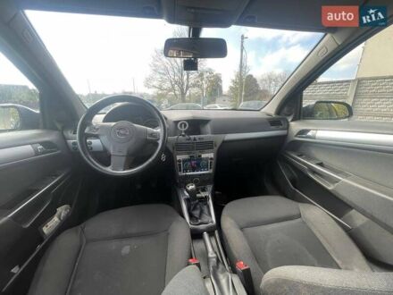 Синий Опель Астра, объемом двигателя 1.2 л и пробегом 338 тыс. км за 3800 $, фото 1 на Automoto.ua