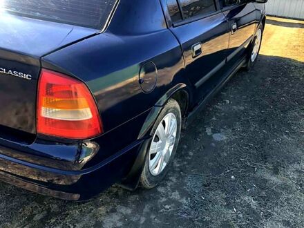 Синий Опель Астра, объемом двигателя 1.6 л и пробегом 180 тыс. км за 3000 $, фото 1 на Automoto.ua