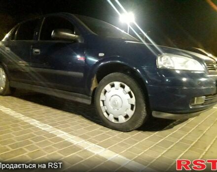 Синий Опель Астра, объемом двигателя 1.6 л и пробегом 196 тыс. км за 4000 $, фото 1 на Automoto.ua