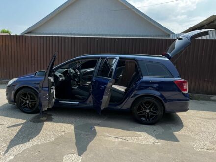 Синий Опель Астра, объемом двигателя 1.9 л и пробегом 296 тыс. км за 4800 $, фото 1 на Automoto.ua