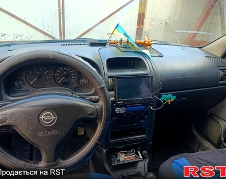 Синій Опель Астра, об'ємом двигуна 1.6 л та пробігом 242 тис. км за 2800 $, фото 1 на Automoto.ua