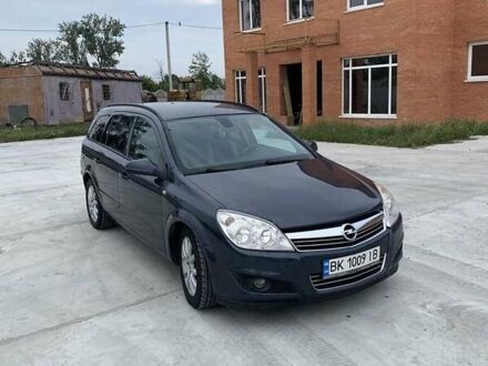 Синий Опель Астра, объемом двигателя 1.7 л и пробегом 316 тыс. км за 5500 $, фото 1 на Automoto.ua