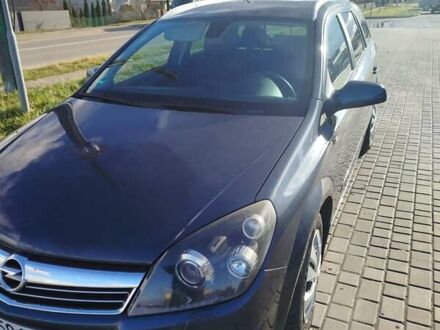 Синий Опель Астра, объемом двигателя 1.7 л и пробегом 206 тыс. км за 5600 $, фото 1 на Automoto.ua