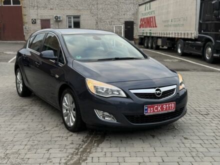 Опель Астра 2009 в Луцке на Automoto.ua Синий Опель Астра, объемом двигателя 1.6 л и пробегом 144 тыс. км за 6600 $, фото 1 на Automoto.ua