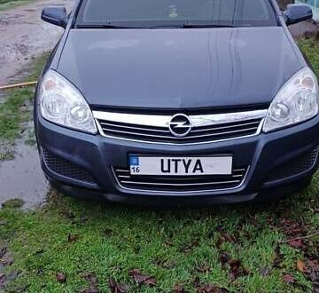 Синий Опель Астра, объемом двигателя 1.7 л и пробегом 273 тыс. км за 4800 $, фото 1 на Automoto.ua