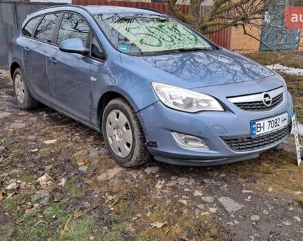 Синий Опель Астра, объемом двигателя 1.4 л и пробегом 175 тыс. км за 4950 $, фото 1 на Automoto.ua