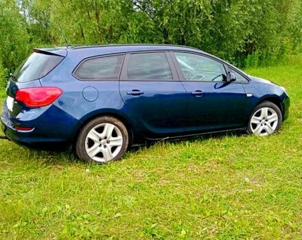 Синий Опель Астра, объемом двигателя 1.7 л и пробегом 200 тыс. км за 6800 $, фото 1 на Automoto.ua