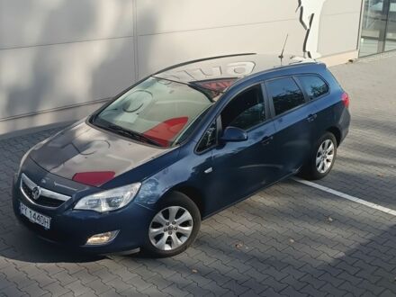 Синий Опель Астра, объемом двигателя 1.4 л и пробегом 180 тыс. км за 1381 $, фото 1 на Automoto.ua