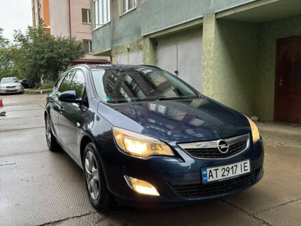 Синий Опель Астра, объемом двигателя 1.7 л и пробегом 231 тыс. км за 7000 $, фото 1 на Automoto.ua