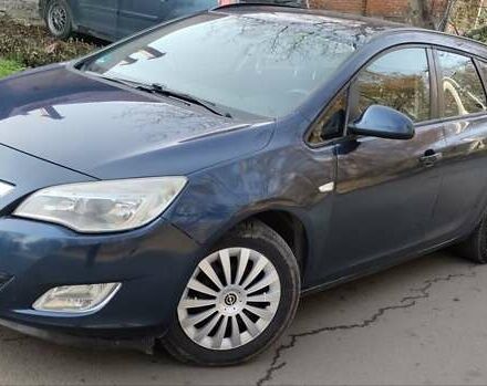 Синий Опель Астра, объемом двигателя 1.3 л и пробегом 270 тыс. км за 6299 $, фото 1 на Automoto.ua