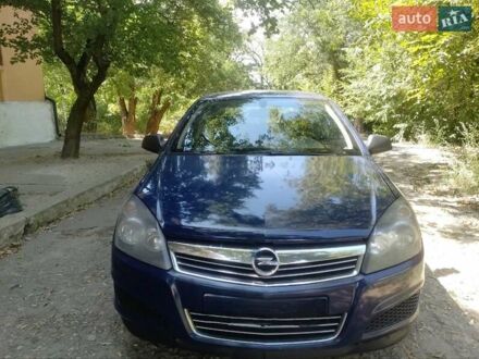 Синий Опель Астра, объемом двигателя 1.7 л и пробегом 320 тыс. км за 4500 $, фото 1 на Automoto.ua