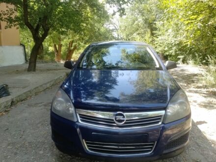 Опель Астра 2011 в Николаеве на Automoto.ua Синий Опель Астра, объемом двигателя 1.7 л и пробегом 320 тыс. км за 4100 $, фото 1 на Automoto.ua