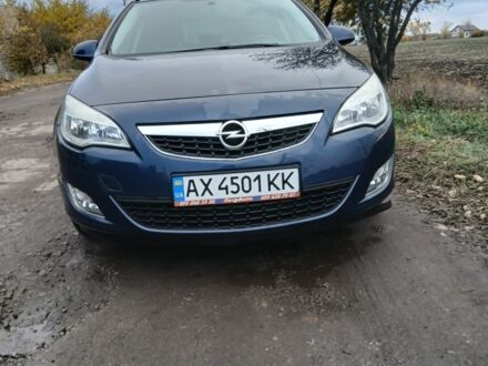 Синий Опель Астра, объемом двигателя 1.6 л и пробегом 200 тыс. км за 7200 $, фото 1 на Automoto.ua