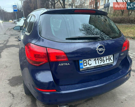 Синій Опель Астра, об'ємом двигуна 2 л та пробігом 274 тис. км за 7900 $, фото 1 на Automoto.ua