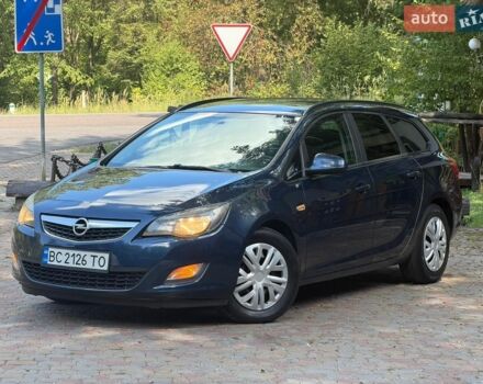 Синий Опель Астра, объемом двигателя 1.7 л и пробегом 258 тыс. км за 5600 $, фото 1 на Automoto.ua