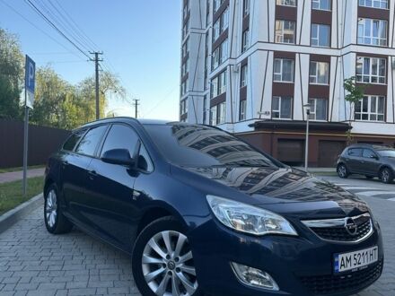 Опель Астра 2012 в Ивано-Франковске на Automoto.ua Синий Опель Астра, объемом двигателя 1.7 л и пробегом 256 тыс. км за 7600 $, фото 1 на Automoto.ua