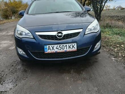 Синий Опель Астра, объемом двигателя 1.6 л и пробегом 200 тыс. км за 7200 $, фото 1 на Automoto.ua