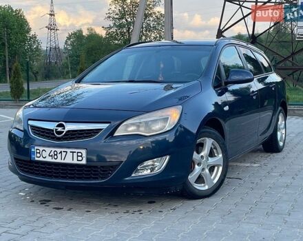 Синий Опель Астра, объемом двигателя 1.36 л и пробегом 301 тыс. км за 6000 $, фото 1 на Automoto.ua