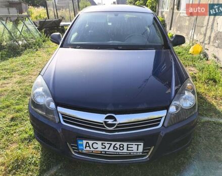 Синий Опель Астра, объемом двигателя 1.7 л и пробегом 270 тыс. км за 6400 $, фото 1 на Automoto.ua