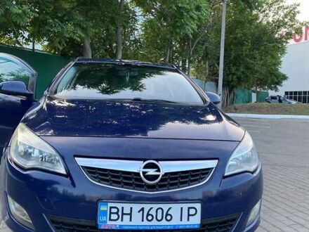 Синій Опель Астра, об'ємом двигуна 1.3 л та пробігом 260 тис. км за 6400 $, фото 1 на Automoto.ua