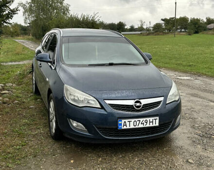 Синий Опель Астра, объемом двигателя 1.69 л и пробегом 280 тыс. км за 7100 $, фото 1 на Automoto.ua