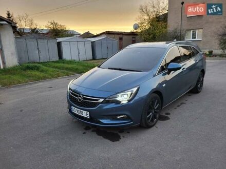 Опель Астра 2017 в Ужгороде на Automoto.ua Синий Опель Астра, объемом двигателя 1.6 л и пробегом 218 тыс. км за 11500 $, фото 1 на Automoto.ua