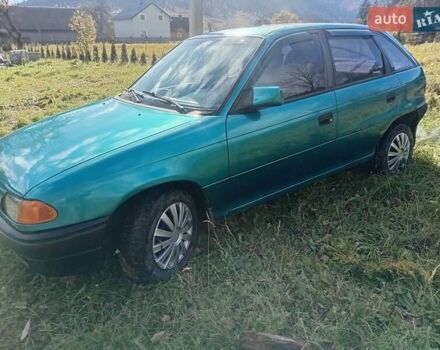 Зеленый Опель Астра, объемом двигателя 1.6 л и пробегом 258 тыс. км за 1393 $, фото 10 на Automoto.ua