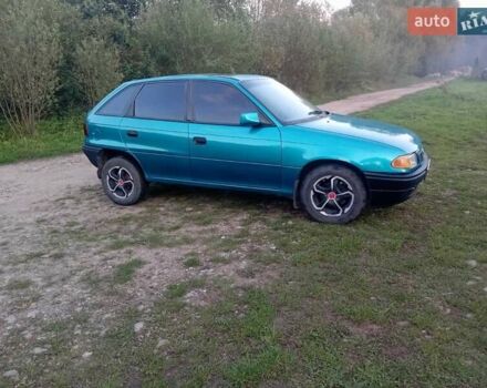 Зелений Опель Астра, об'ємом двигуна 1.6 л та пробігом 250 тис. км за 1699 $, фото 8 на Automoto.ua