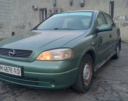 Зелений Опель Астра, об'ємом двигуна 1.39 л та пробігом 411 тис. км за 1750 $, фото 2 на Automoto.ua