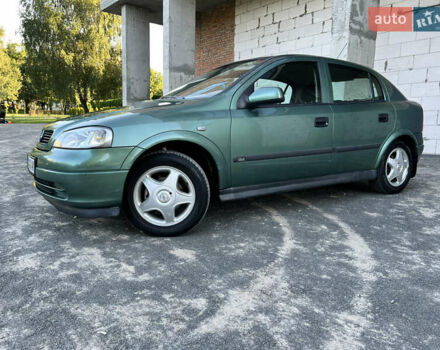 Зеленый Опель Астра, объемом двигателя 1.6 л и пробегом 205 тыс. км за 2500 $, фото 2 на Automoto.ua