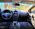 Зеленый Опель Астра, объемом двигателя 1.4 л и пробегом 350 тыс. км за 2700 $, фото 2 на Automoto.ua