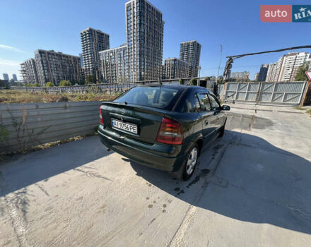 Зеленый Опель Астра, объемом двигателя 1.6 л и пробегом 350 тыс. км за 2300 $, фото 4 на Automoto.ua